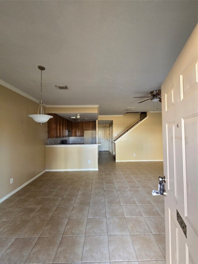 Building Photo - 3828 Shire Valley Dr