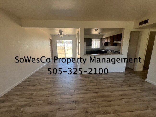 Building Photo - 1032 Zuni Dr
