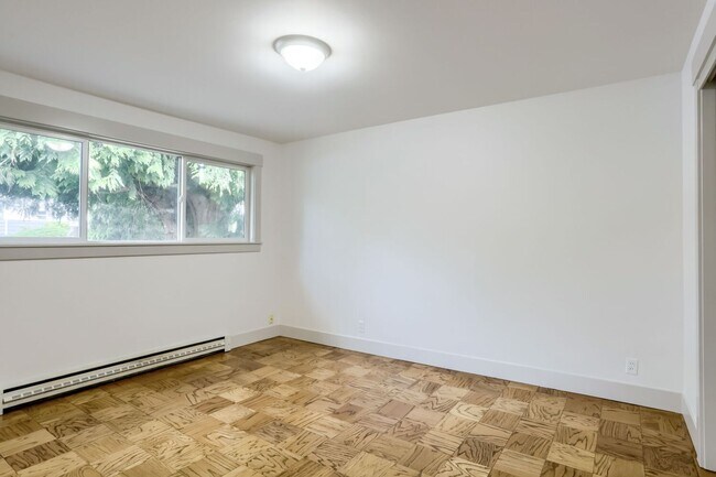 Building Photo - 15536 27th Ave NE