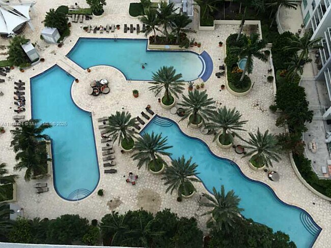 Building Photo - 244 Biscayne Blvd