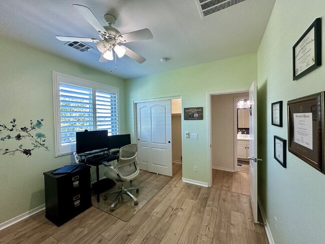 Building Photo - 4307 S Kimberlee Dr