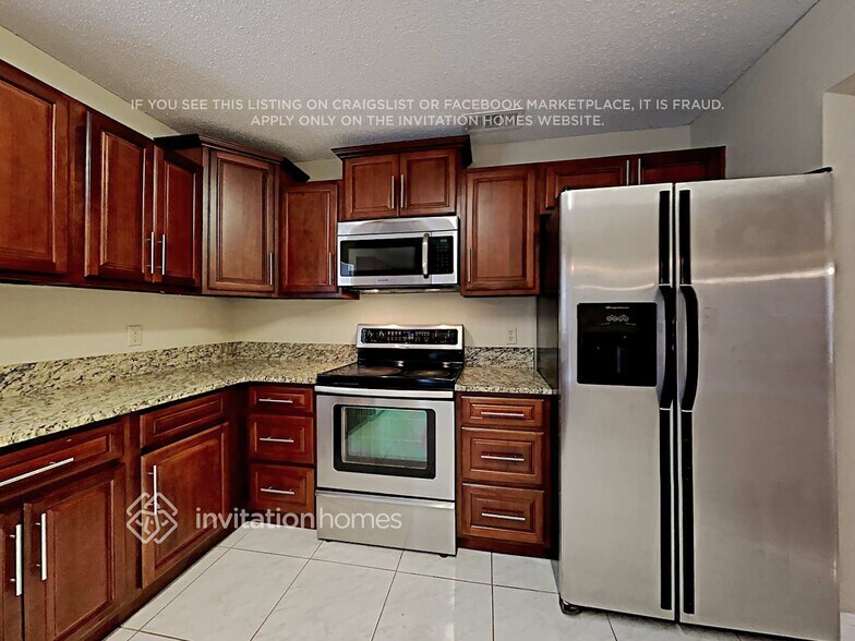 Building Photo - 10806 Scepter Dr
