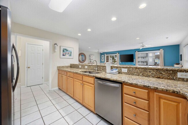 Building Photo - 111A S Yaupon Dr