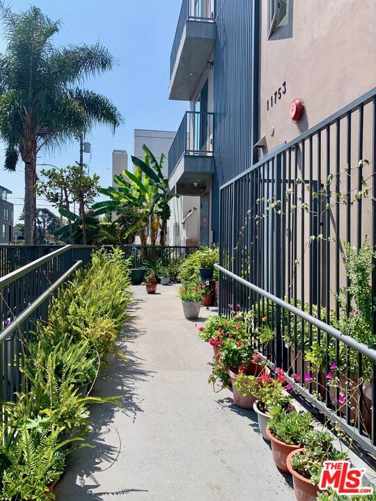 Building Photo - 11753 Iowa Ave