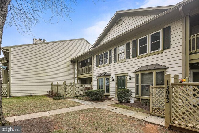 Building Photo - 13027 Shadyside Ln