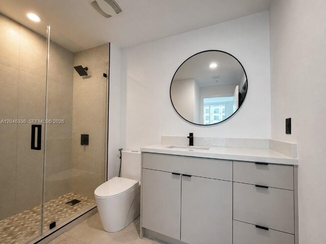 Building Photo - 300 S Biscayne Blvd