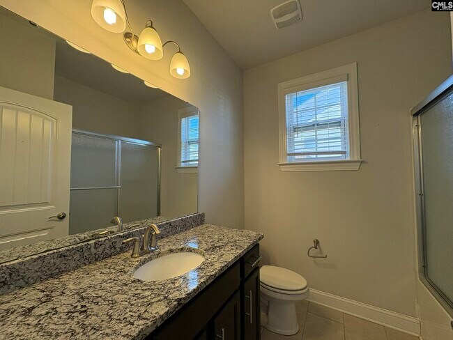 Building Photo - 178 Thacher Lp