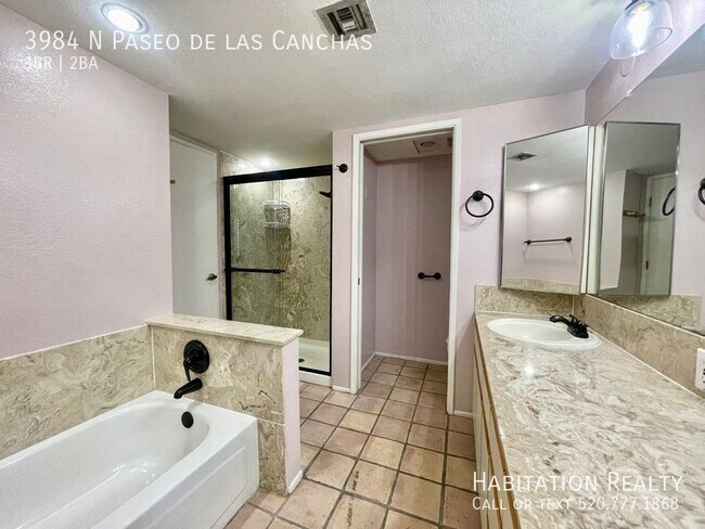 Building Photo - 3984 Paseo de Las Canchas