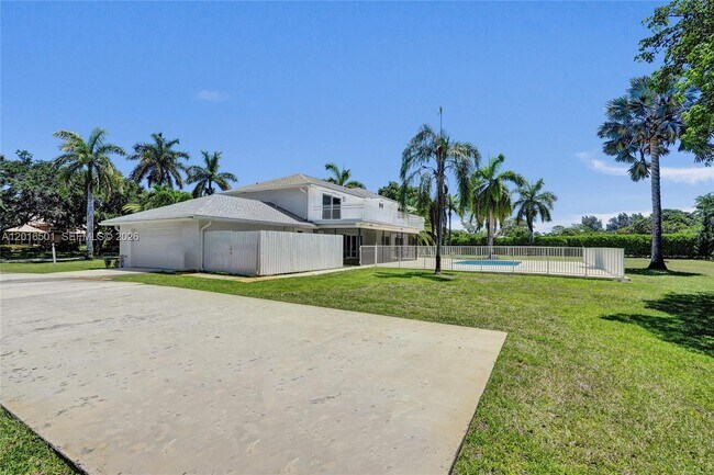 Building Photo - 4024 Frances Dr
