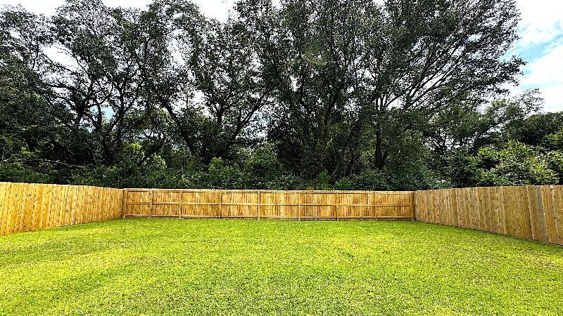 Building Photo - 13720 Shea Cir
