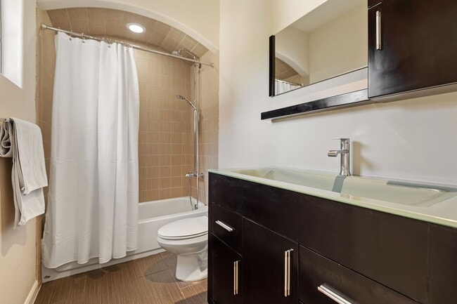 Building Photo - 3935 Gibson St