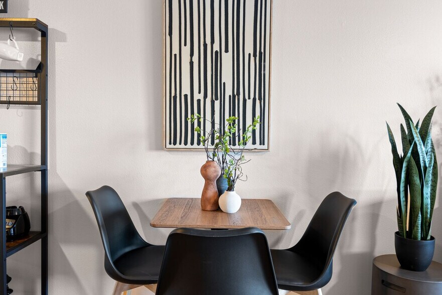 Building Photo - 331 Bluefish Dr