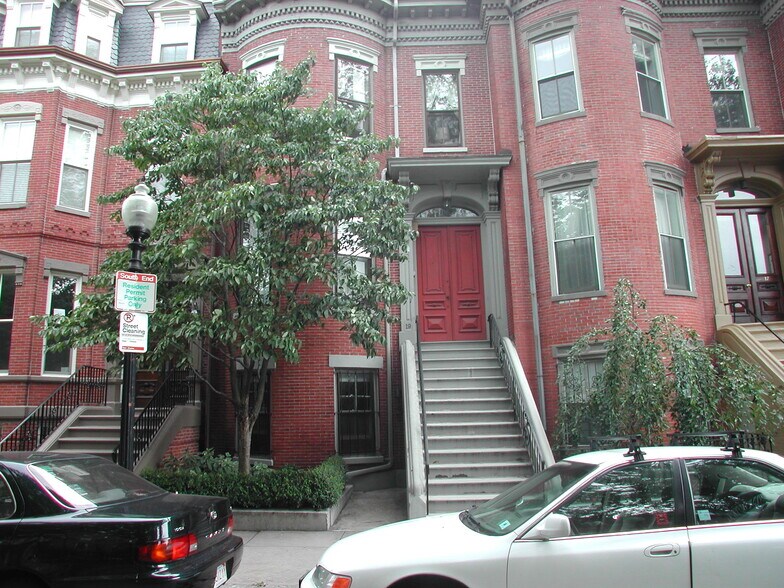 Building Photo - 19 Braddock Park