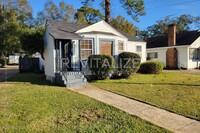 Building Photo - Updated 3 Bedroom/2 Bathroom House in Mobile!