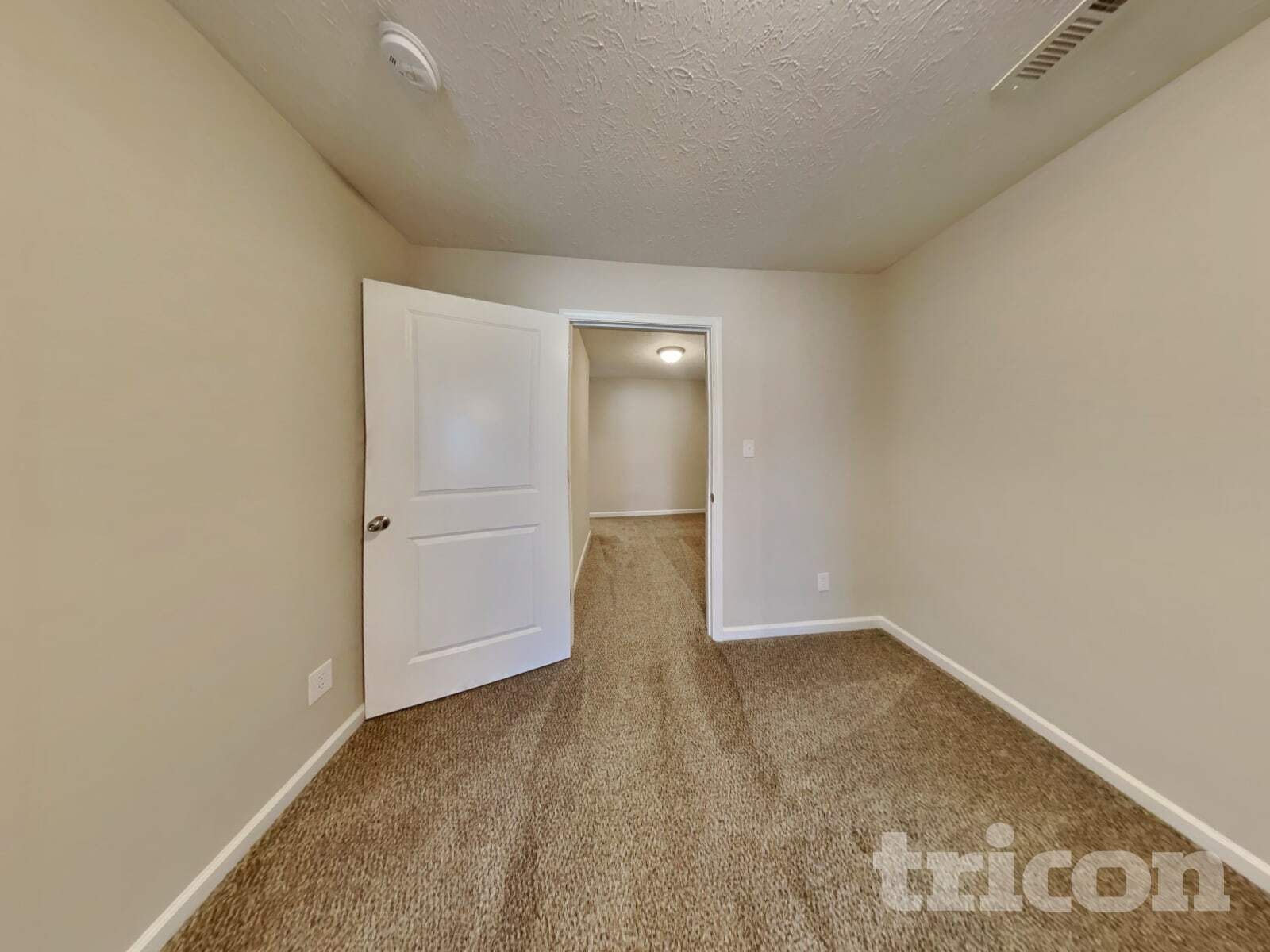 Building Photo - 1105 Tomahawk Pl
