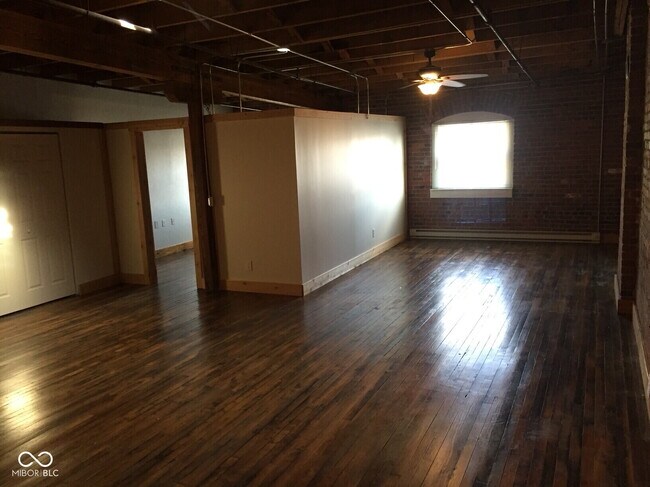 Building Photo - 501 Madison Ave