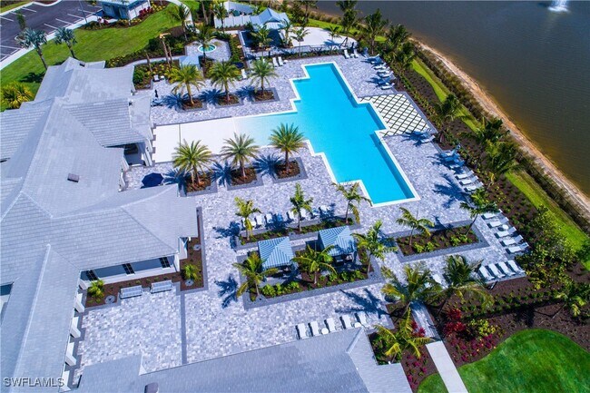 Building Photo - 8886 St Lucia Dr