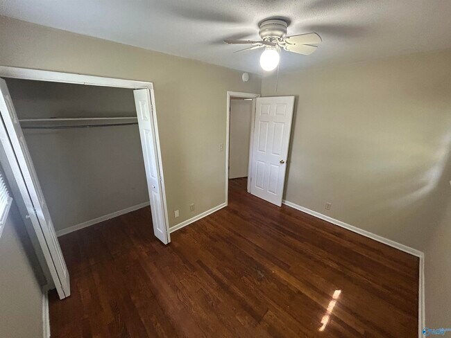 Building Photo - 4742 Bluehaven Dr NW