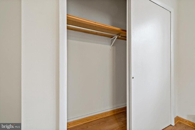 Building Photo - 1332 S 7th St