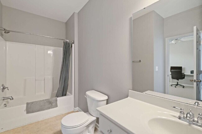 Building Photo - Experience Comfort and Style: Spacious 3-B...