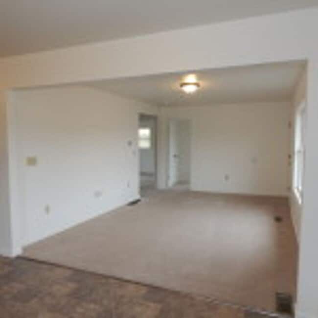 Building Photo - 274 Forge Rd