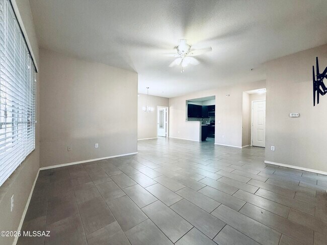 Building Photo - 1500 E Pusch Wilderness Dr