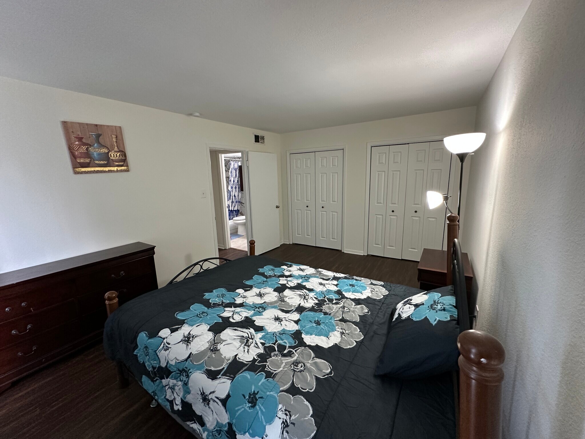 Building Photo - 8523 Hearth Dr
