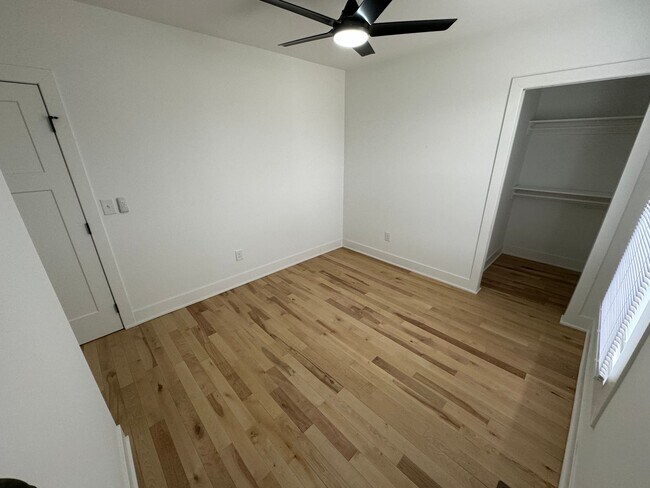 Building Photo - 2 Bedroom - Weiland Park