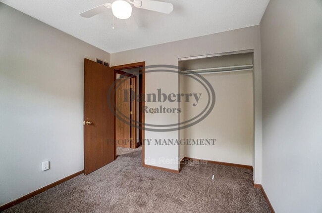 Building Photo - 3602 Willow Run Dr