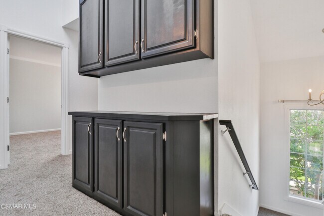 Building Photo - 4590 Fern Valley Ct
