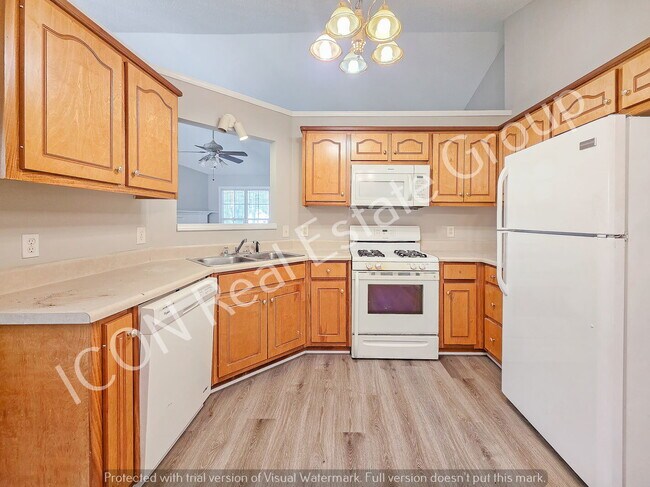 Building Photo - 3/2.5 home on large lot -Powder Springs