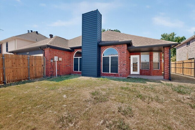 Building Photo - 7314 Gillon Dr