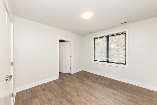Building Photo - 2111 S Halsted St