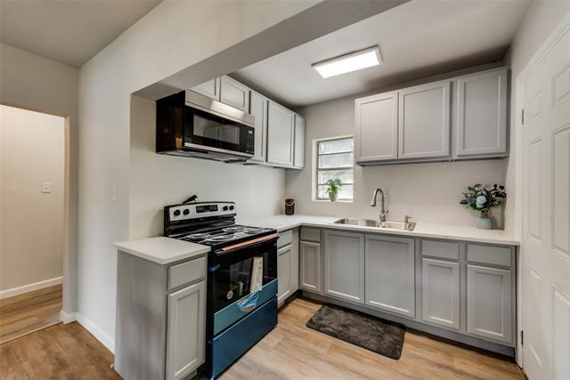 Building Photo - 1411 Oakley Ave