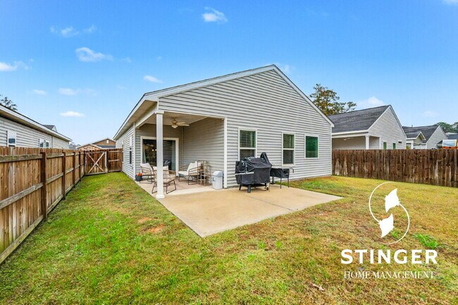 Building Photo - 198 Great Bend Dr