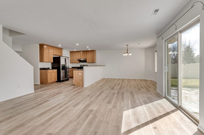 Building Photo - 2867 W 400 S