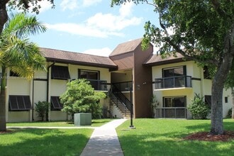 Building Photo - 7925 SW 86th St