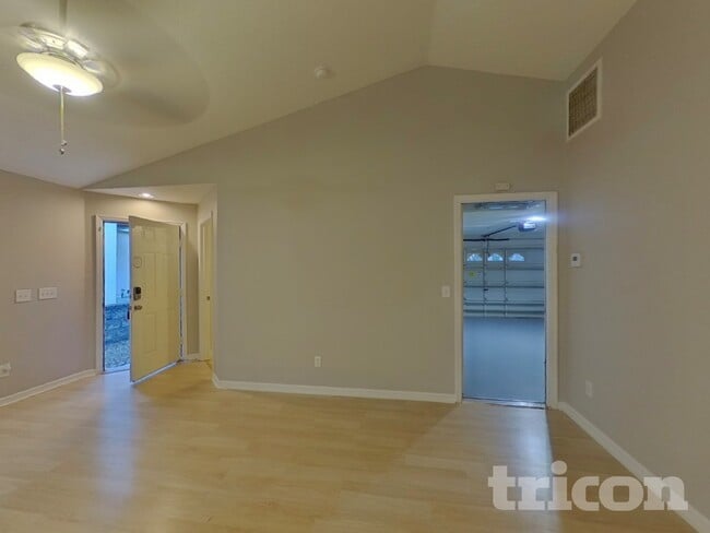 Building Photo - 723 Cape Cod Cir