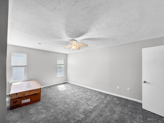 Building Photo - 173b Cumberland Rd