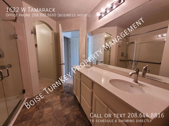 Building Photo - 1622 W Tamarack Dr