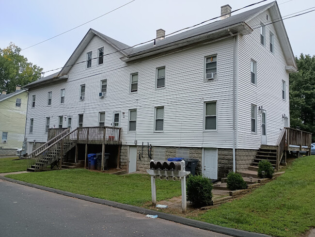 Primary Photo - 60 Quality Ave