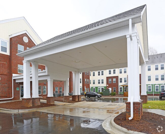 Bellamoore at The Park Huntersville, NC Apartment Finder