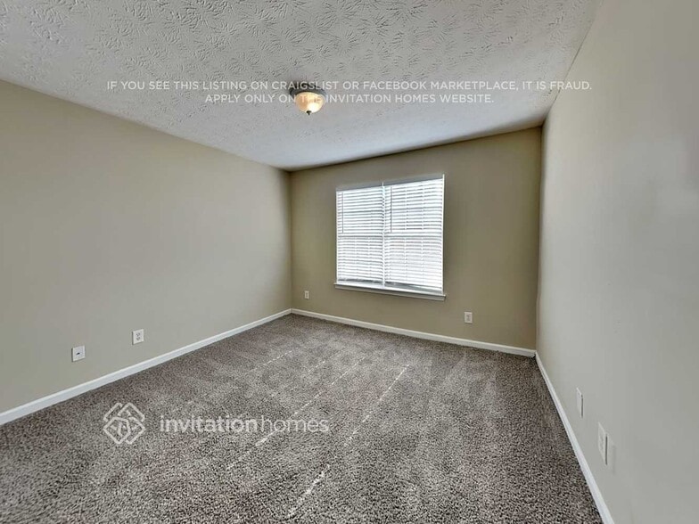 Building Photo - 2327 Smallwood Rd