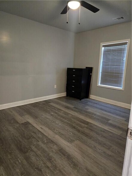 Building Photo - 30 Grassy Springs Ct