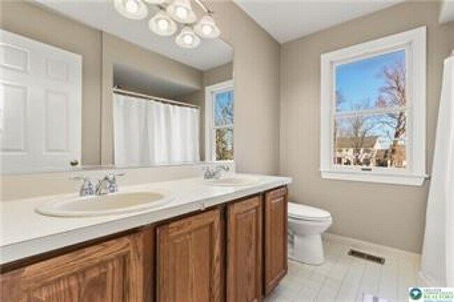 Building Photo - 8348 Pheasant Run