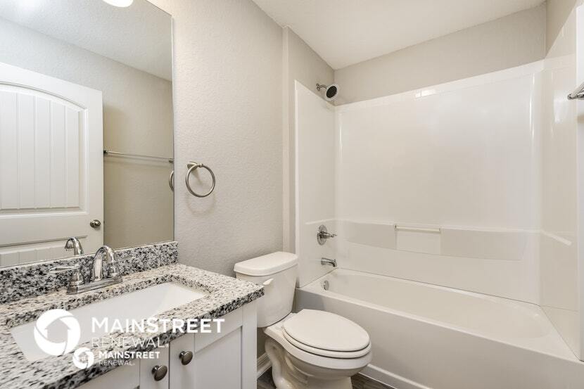 Building Photo - 621 NW 37th Pl