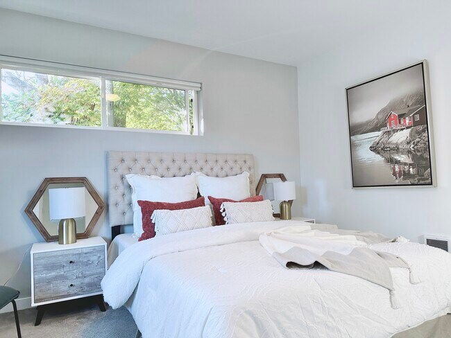 Building Photo - 1525 NW 60th St