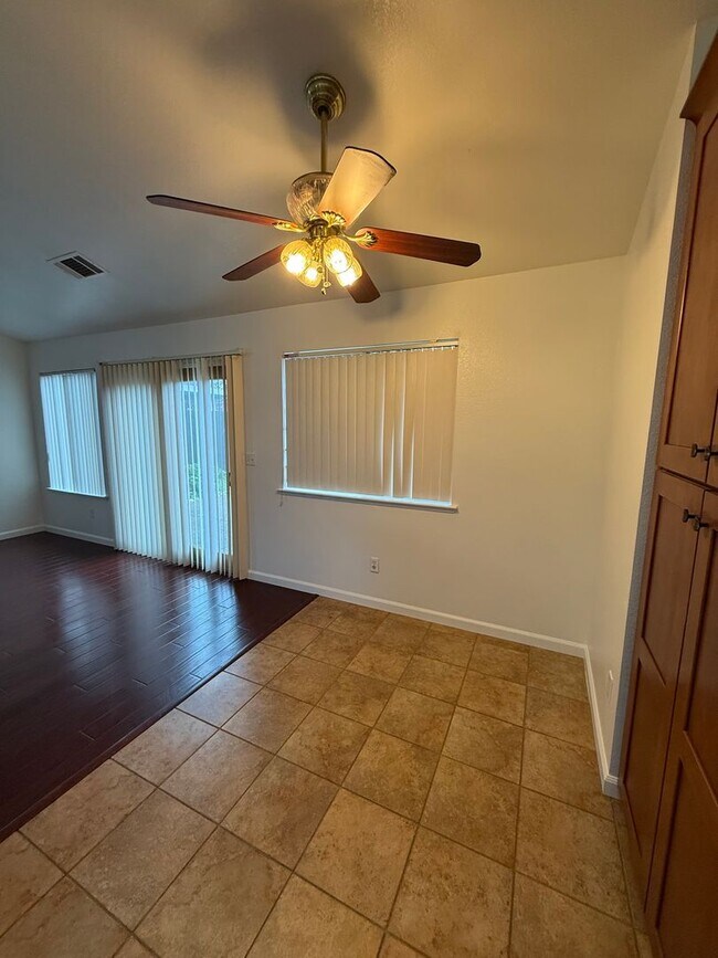 Building Photo - Travis School Distrcit