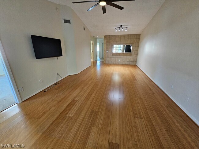 Building Photo - 7719 Jewel Ln