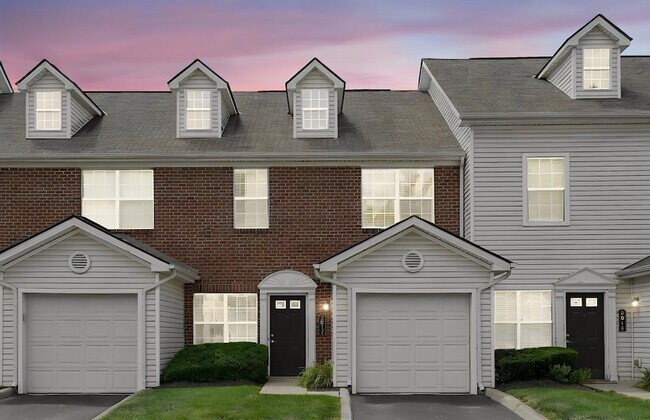 Building Photo - 2045 River Rock Way